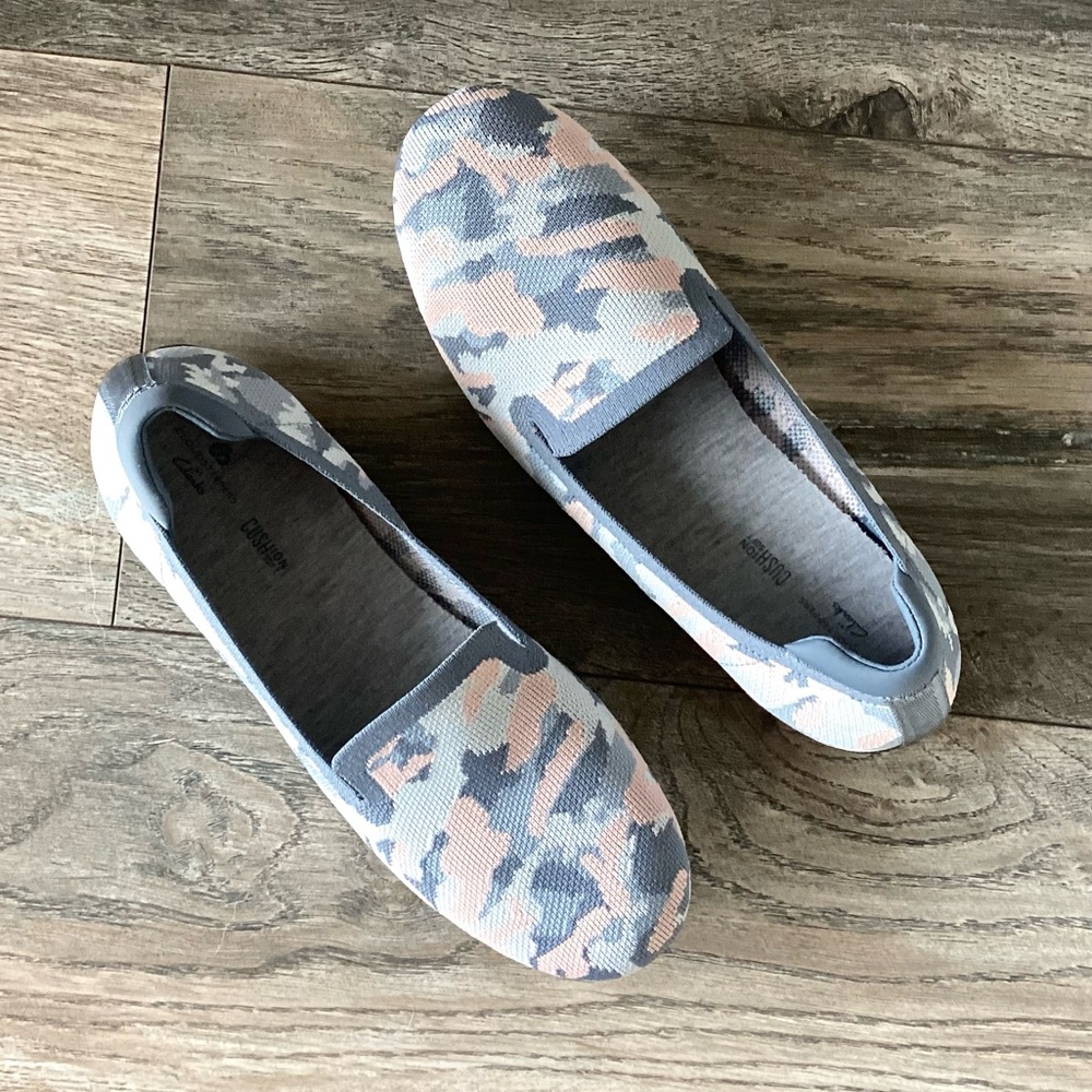 \Cloudsteppers by Clarks\ Carly Dream Slip Ons